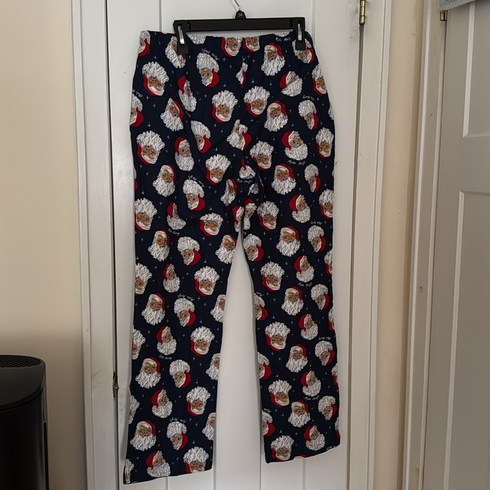 Unisex Old Navy Flannel PJ Pants . 👖 new with tags elastic waist with tie.
